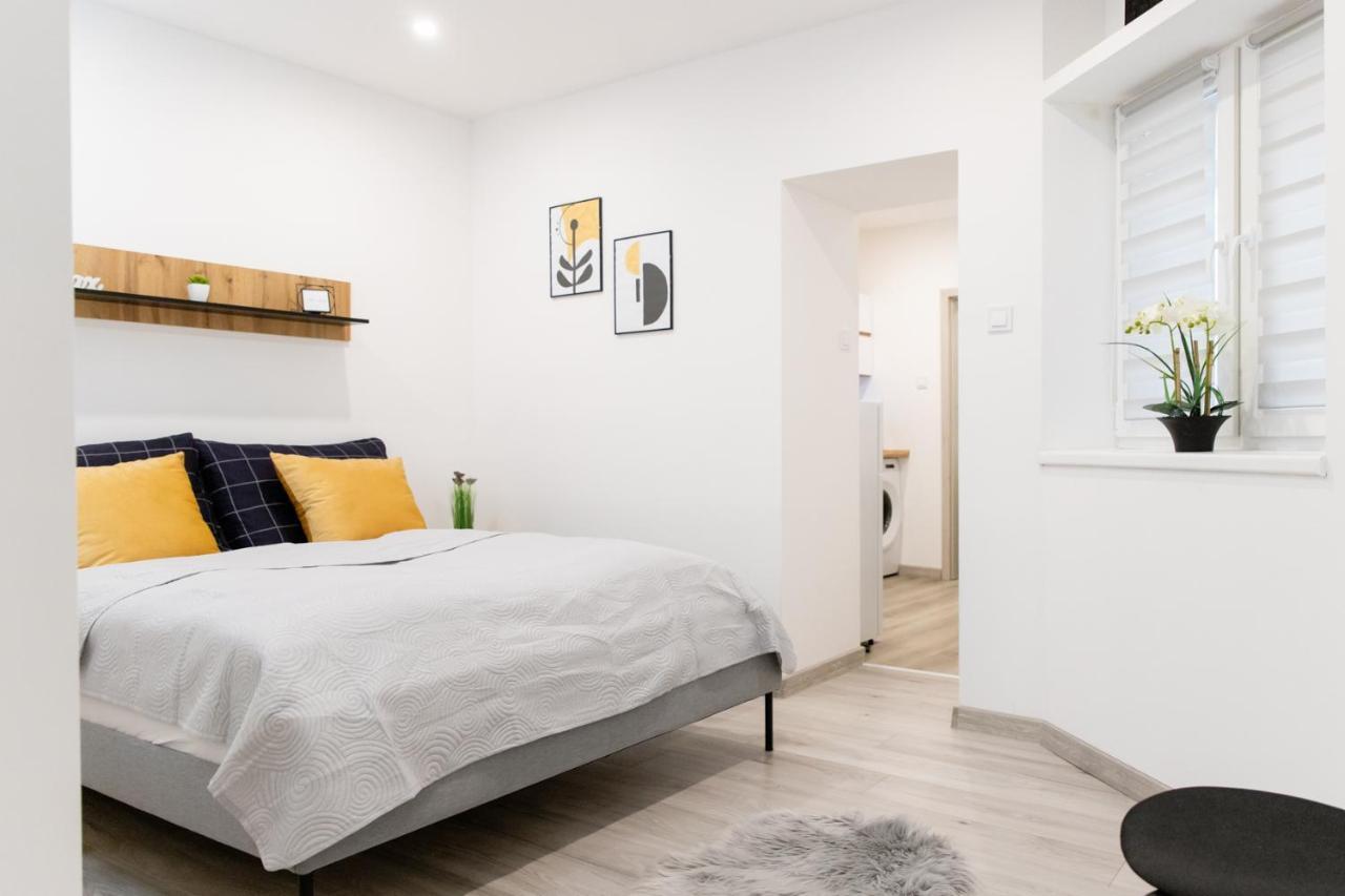 The Central Border Premium Apartment Štúrovo 외부 사진