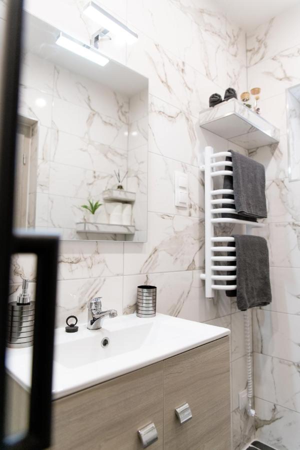 The Central Border Premium Apartment Štúrovo 외부 사진